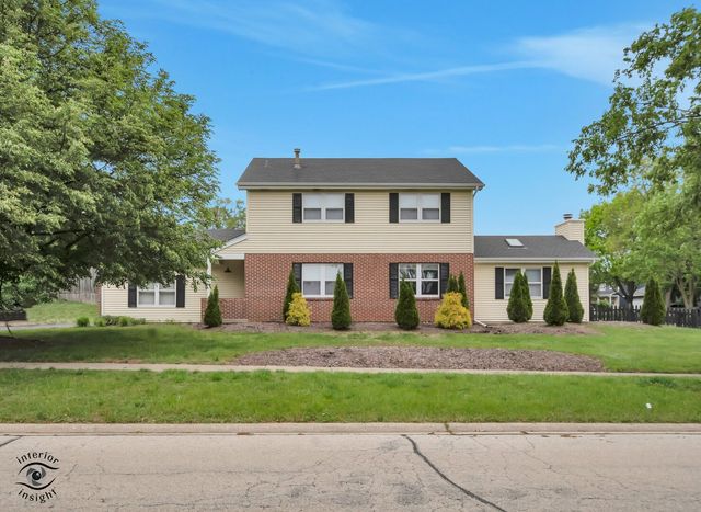 8348 Adbeth Avenue, Woodridge, IL 60517