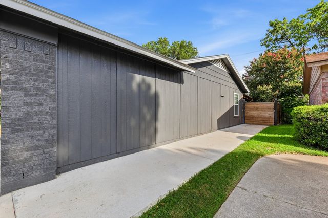 450 Price Drive, Lewisville, TX 75067
