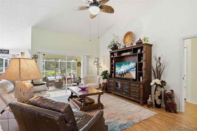 2669 N Brentwood Circle, Lecanto, FL 34461