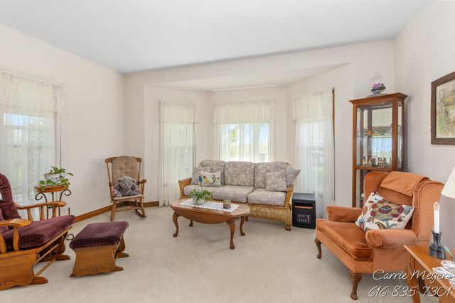 3741 8 Mile Road NW, Grand Rapids, MI 49544