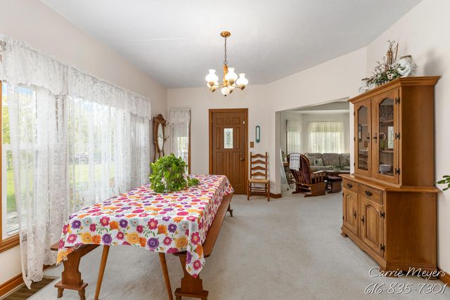3741 8 Mile Road NW, Grand Rapids, MI 49544