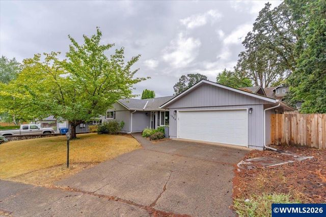 1086 Hanover Ct S, Salem, OR 97302
