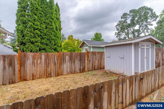 1086 Hanover Ct S, Salem, OR 97302