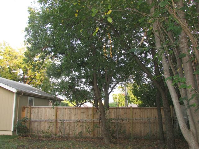 1203 N College Street, Mckinney, TX 75069