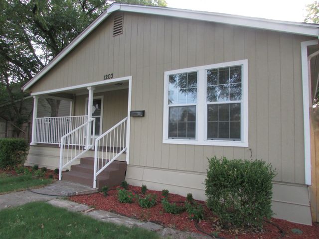 1203 N College Street, Mckinney, TX 75069