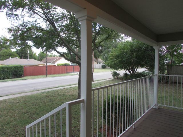 1203 N College Street, Mckinney, TX 75069