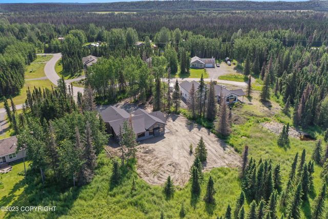 624 Yupik Road, Soldotna, AK 99669