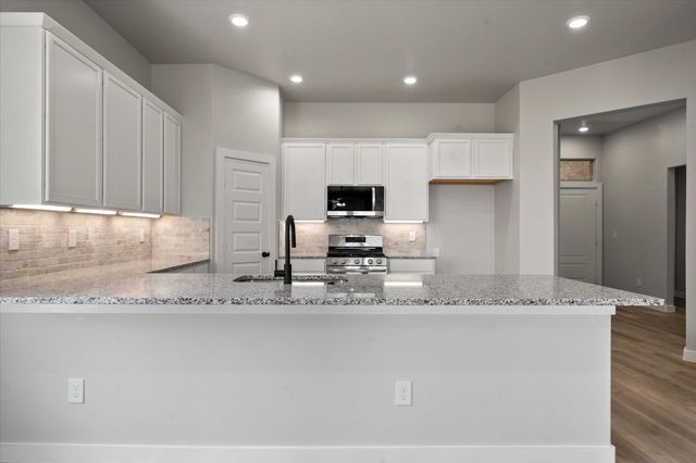 3408 Good Prairie Avenue, Wolfforth, TX 79382