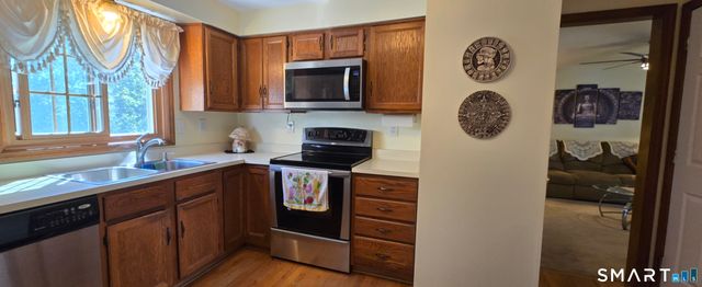 69 Richard Boulevard, Shelton, CT 06484