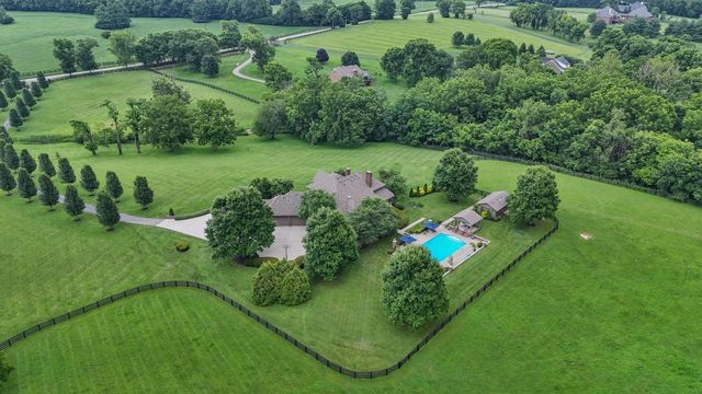 3905 N Cleveland Road, Lexington, KY 40516