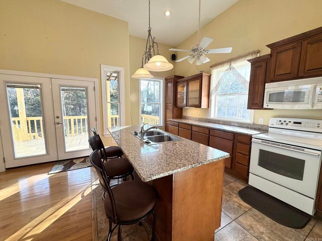 318 S Riggsville, Mountain View, AR 72560