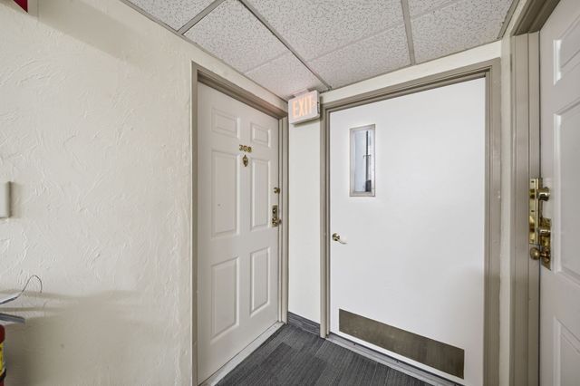 100 High St 308, Medford, MA 02155