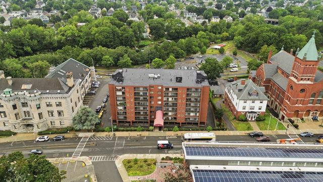 100 High St 308, Medford, MA 02155