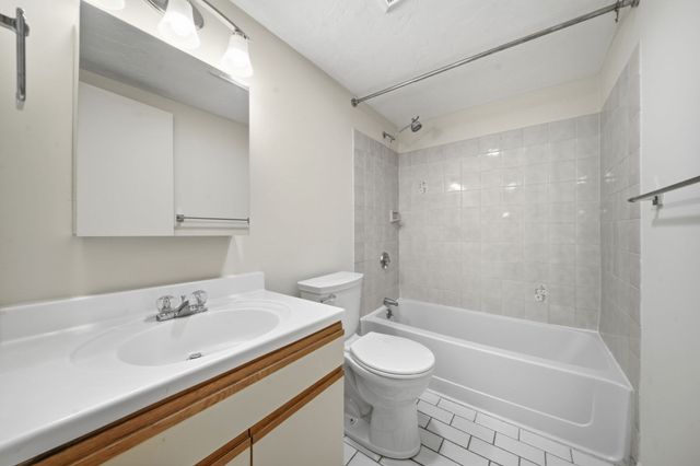 100 High St 308, Medford, MA 02155