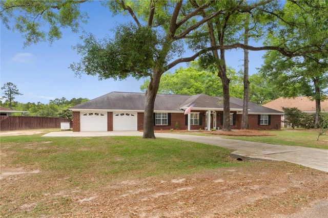 651 Norton Drive, Satsuma, AL 36572
