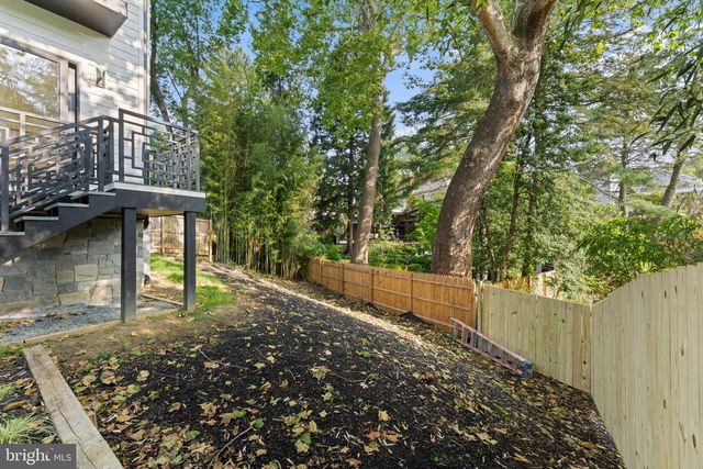 3819 ALBEMARLE ST NW, Washington, DC 20016