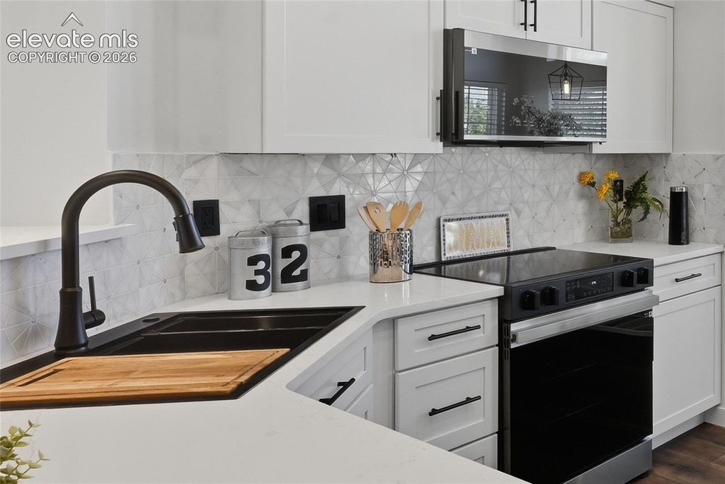 2750 Helmsdale Drive, Colorado Springs, CO 80920 — photo 4