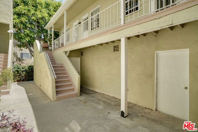 214 N La Peer Drive, Beverly Hills, CA 90211