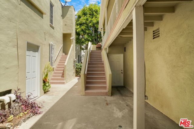 214 N La Peer Drive, Beverly Hills, CA 90211