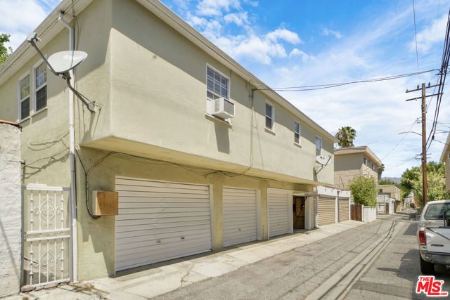 214 N La Peer Drive, Beverly Hills, CA 90211