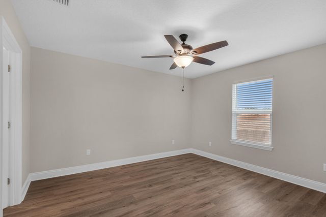 5438 Bayleaf Drive, Crestview, FL 32539