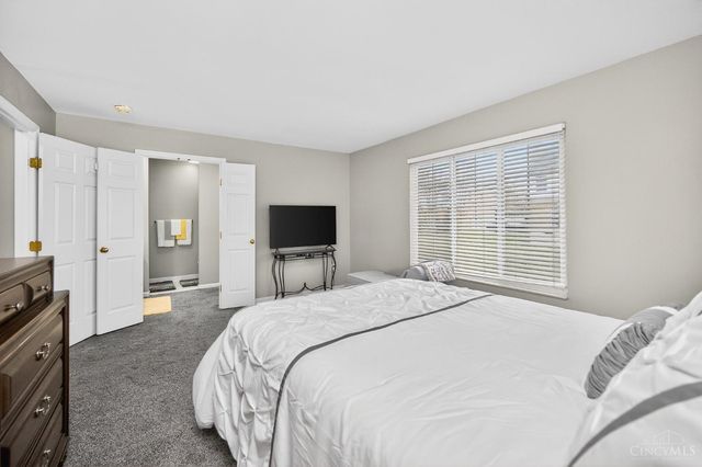 11133 Jardin Place, Blue Ash, OH 45241