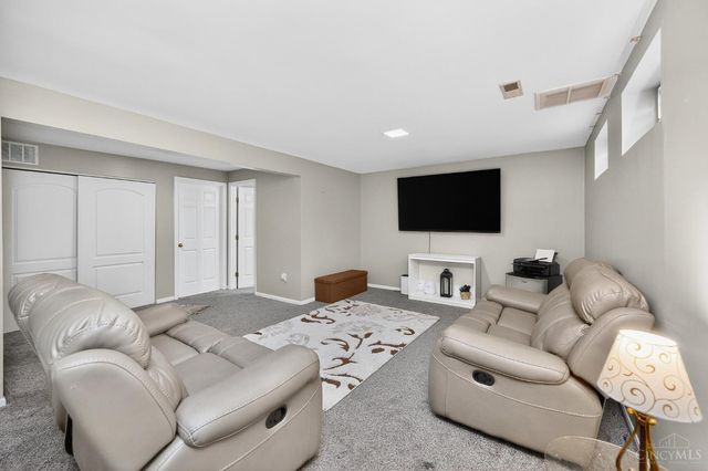 11133 Jardin Place, Blue Ash, OH 45241