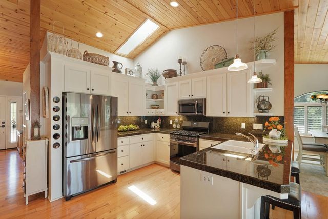 980 Fairway Ct, Murphys, CA 95247