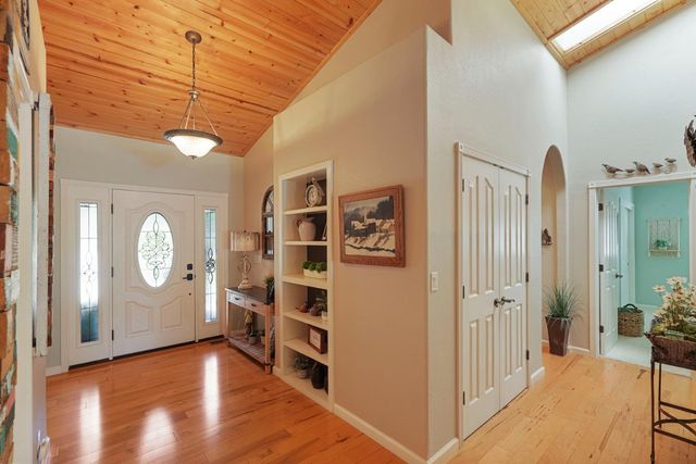 980 Fairway Ct, Murphys, CA 95247