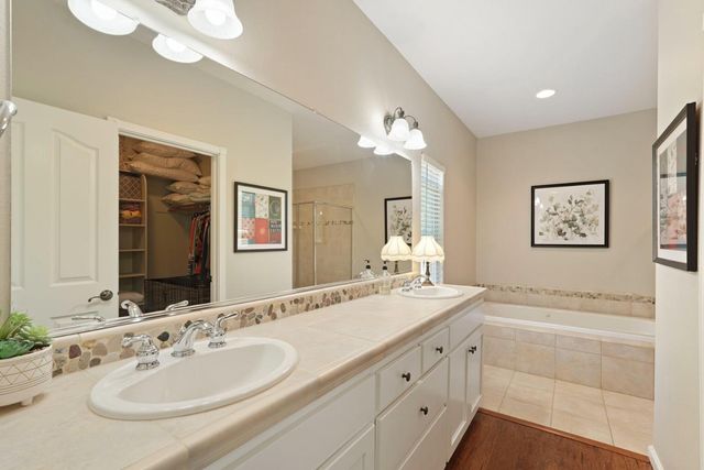 980 Fairway Ct, Murphys, CA 95247