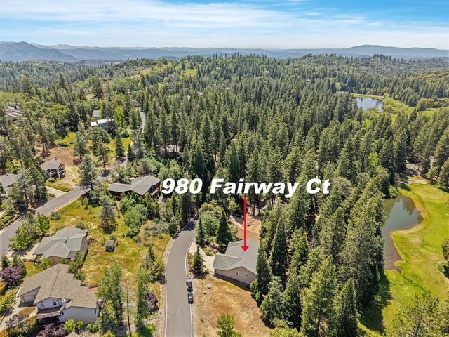 980 Fairway Ct, Murphys, CA 95247