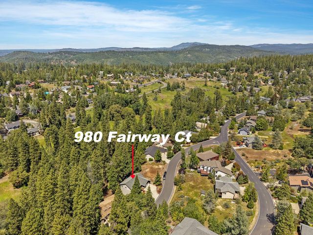 980 Fairway Ct, Murphys, CA 95247