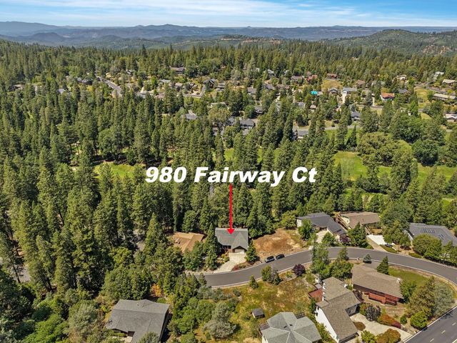 980 Fairway Ct, Murphys, CA 95247