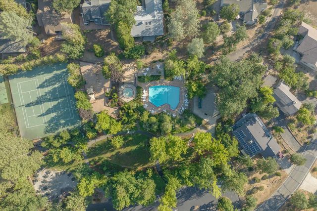 980 Fairway Ct, Murphys, CA 95247