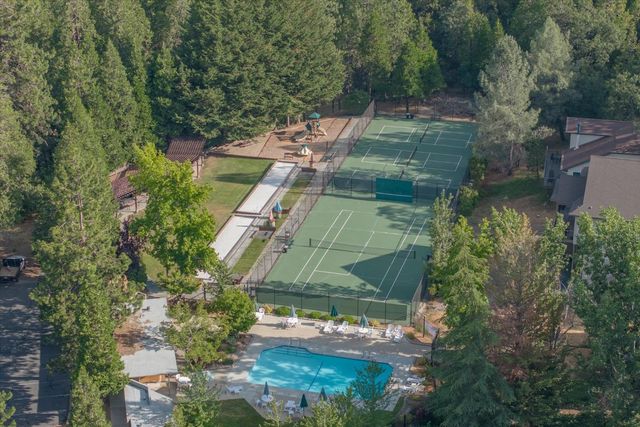 980 Fairway Ct, Murphys, CA 95247