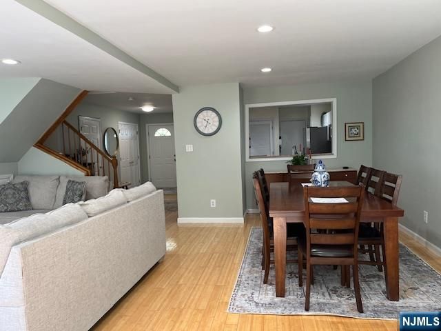 41 Foxwood Square, Old Tappan, NJ 07675