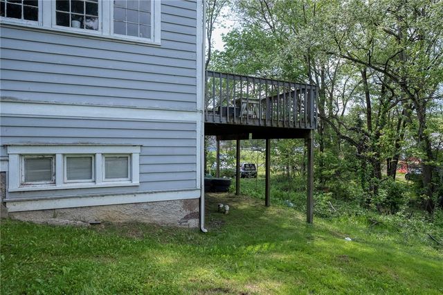 68 Center Ave, Burgettstown Boro, PA 15021