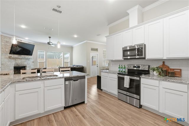 3211 Trinity Drive, Belton, TX 76513