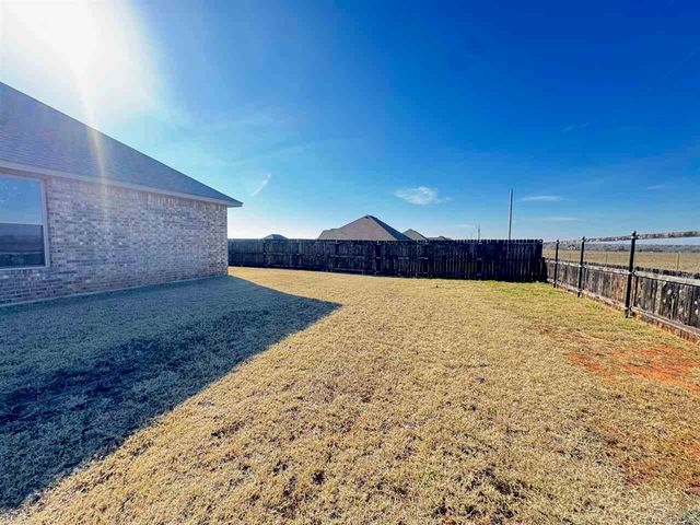 12394 NE Stone Ridge, Fletcher, OK 73541