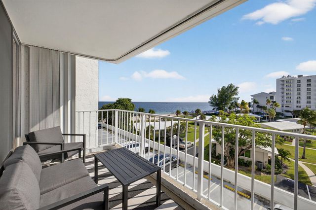 1010 S Ocean Boulevard 504, Pompano Beach, FL 33062