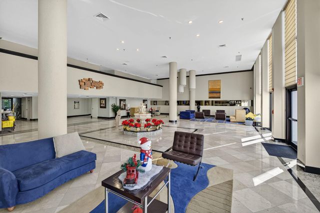 1010 S Ocean Boulevard 504, Pompano Beach, FL 33062