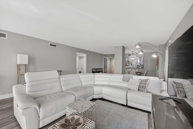 1010 S Ocean Boulevard 504, Pompano Beach, FL 33062