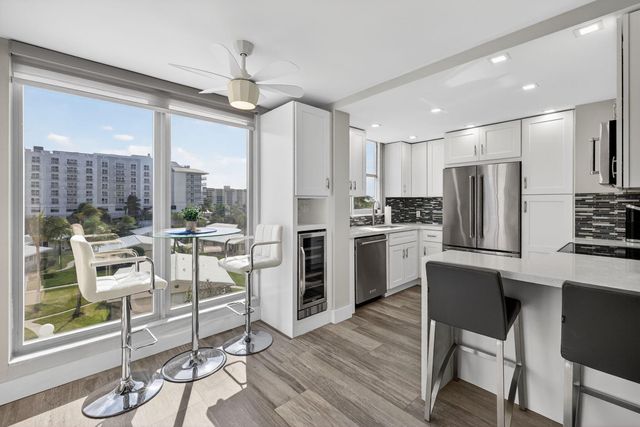 1010 S Ocean Boulevard 504, Pompano Beach, FL 33062