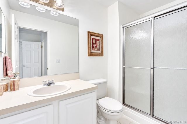 217 Windward Court N, Port Jefferson, NY 11777