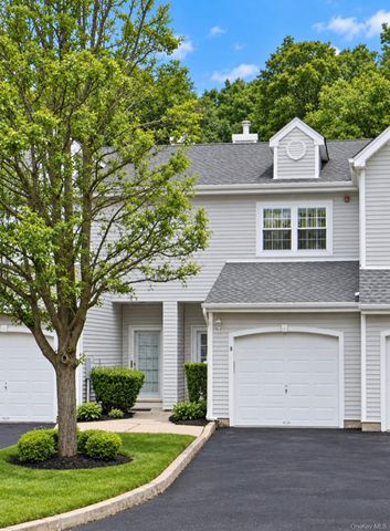 217 Windward Court N, Port Jefferson, NY 11777