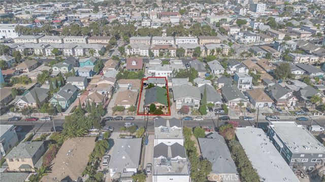 1741 S New England Street, Los Angeles, CA 90006