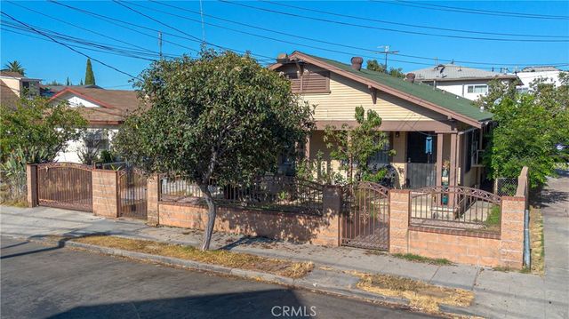 1741 S New England Street, Los Angeles, CA 90006