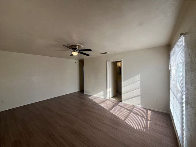 5002 Wingfoot B, Corpus Christi, TX 78413