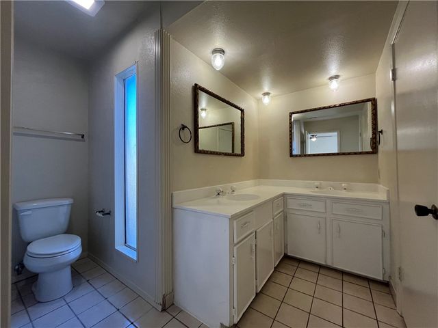 5002 Wingfoot B, Corpus Christi, TX 78413