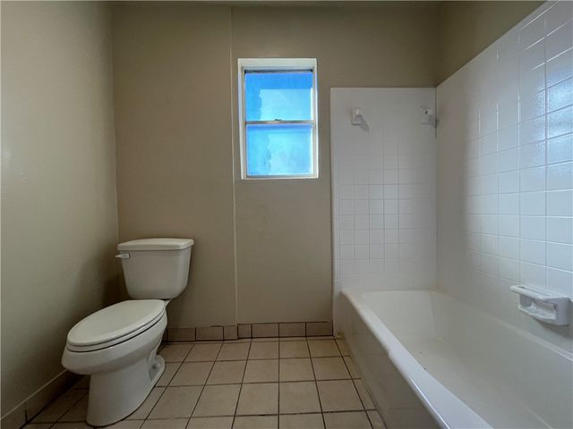 5002 Wingfoot B, Corpus Christi, TX 78413